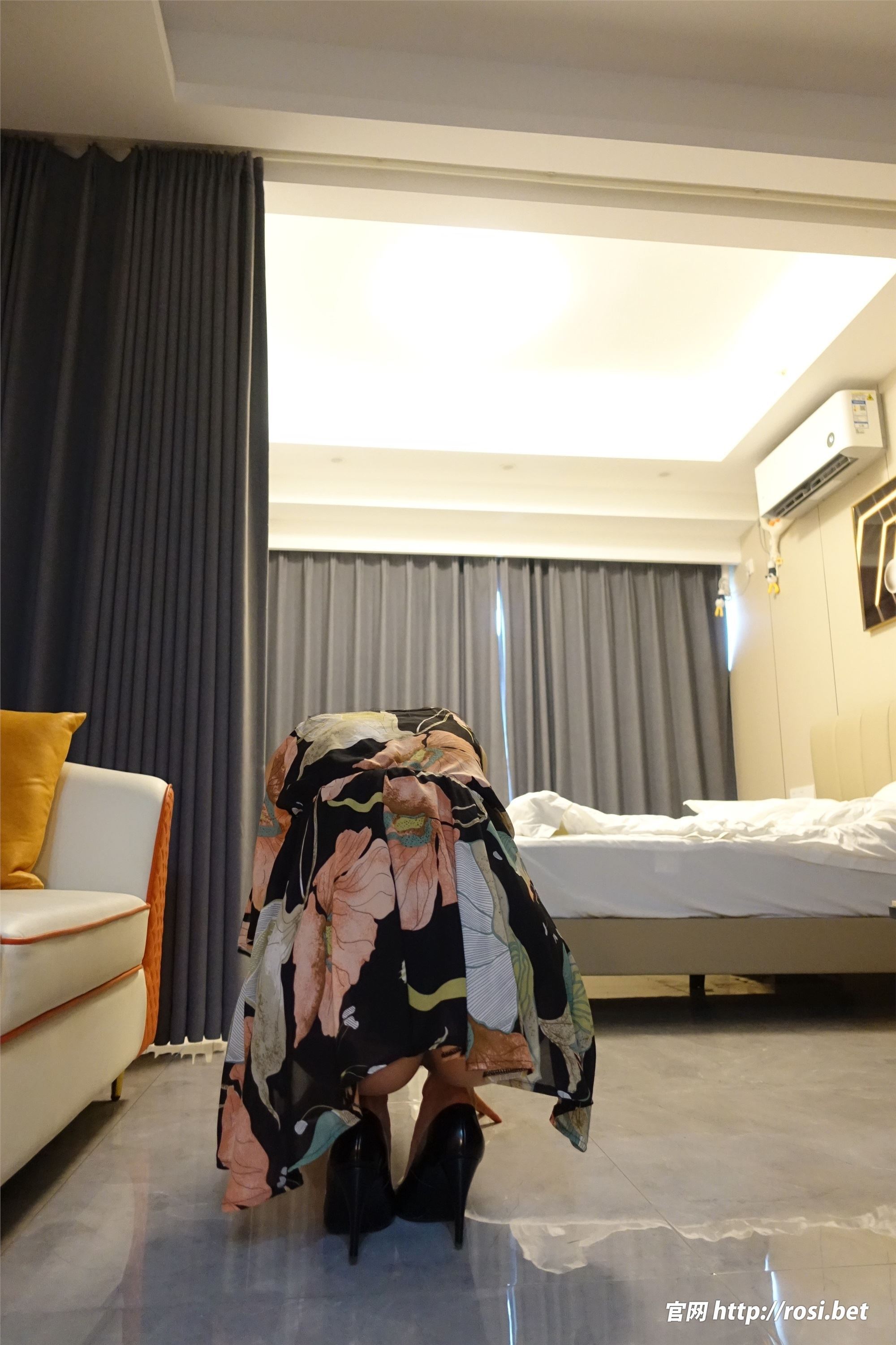 ROSI写真 2024.06.19 NO.4580